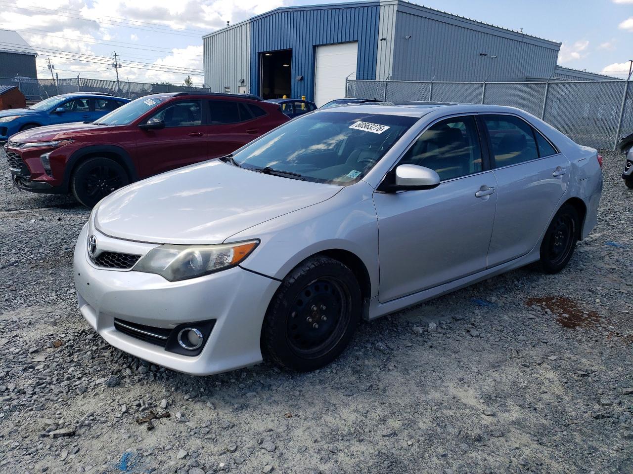 2014 TOYOTA CAMRY