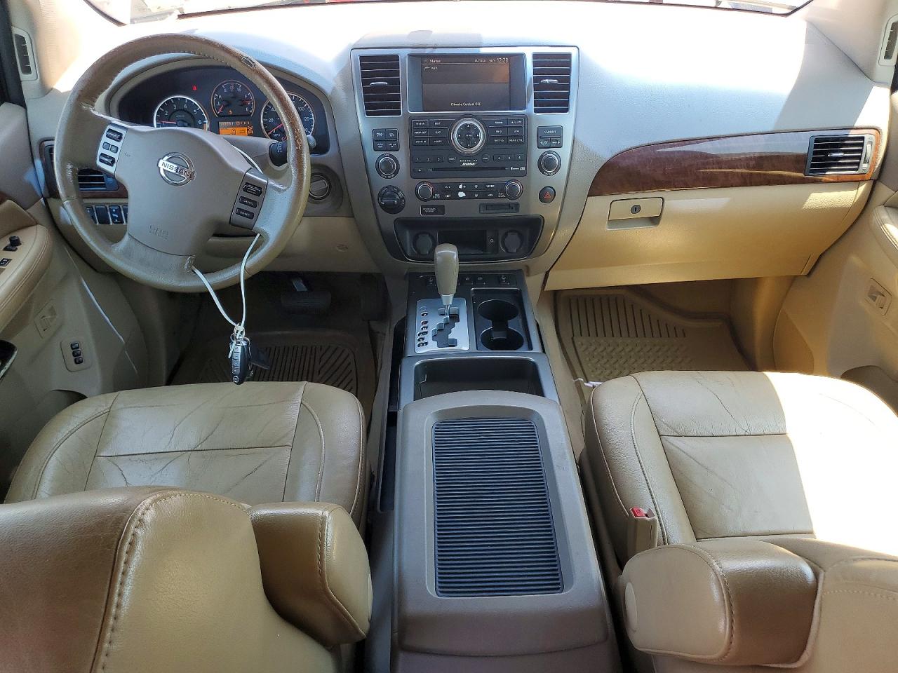 2011 NISSAN ARMADA