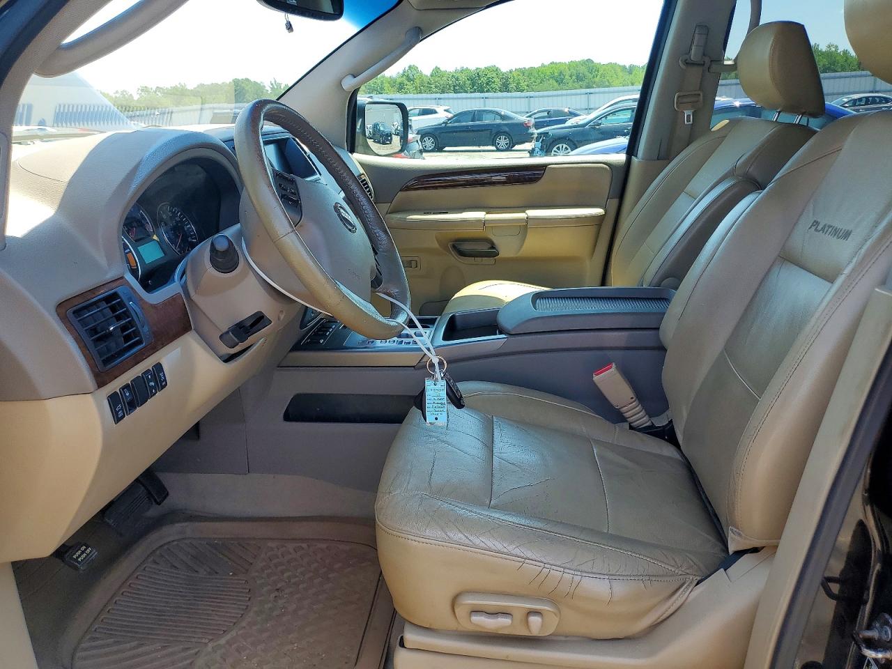 2011 NISSAN ARMADA