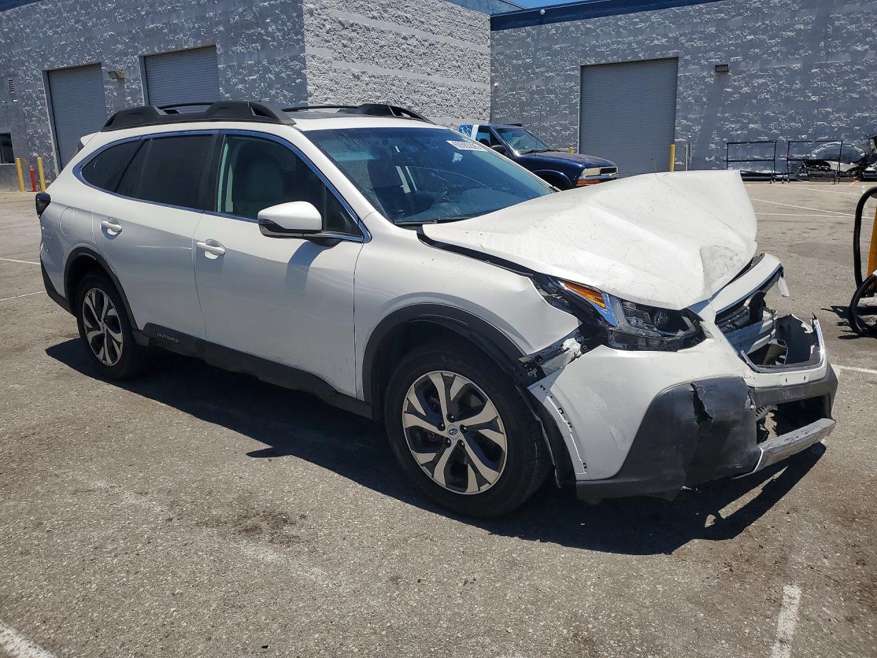 2020 SUBARU OUTBACK