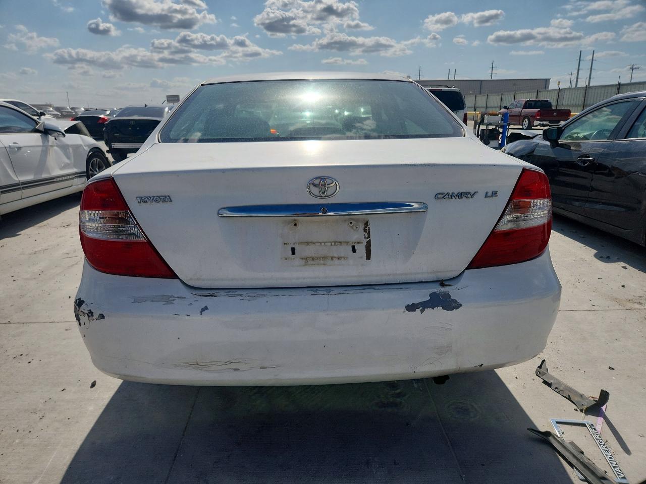 2004 TOYOTA CAMRY
