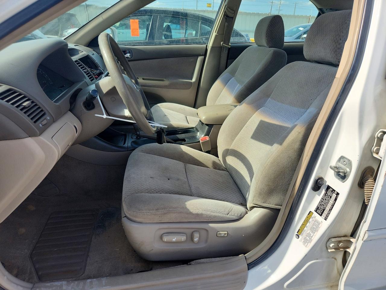 2004 TOYOTA CAMRY