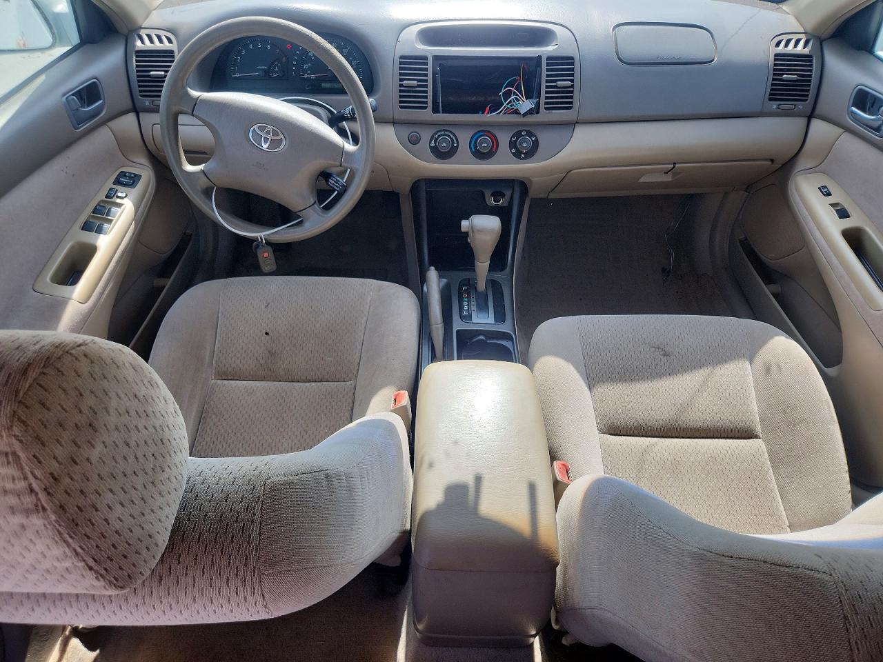 2004 TOYOTA CAMRY