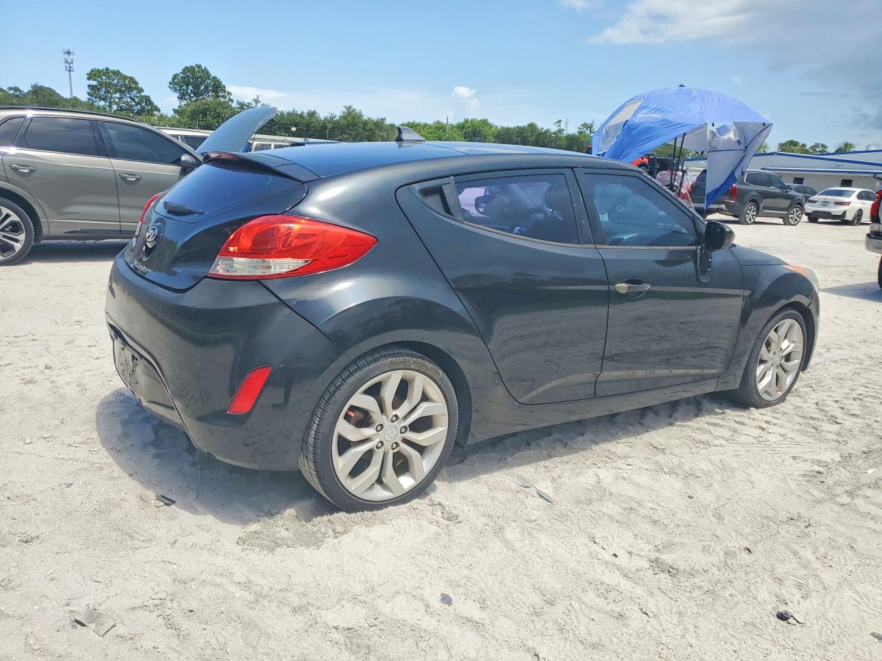 2013 HYUNDAI VELOSTER