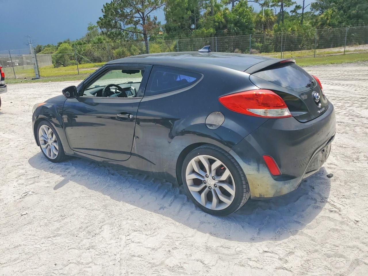 2013 HYUNDAI VELOSTER