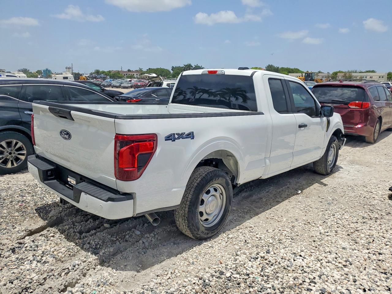 2025 FORD F150 STX