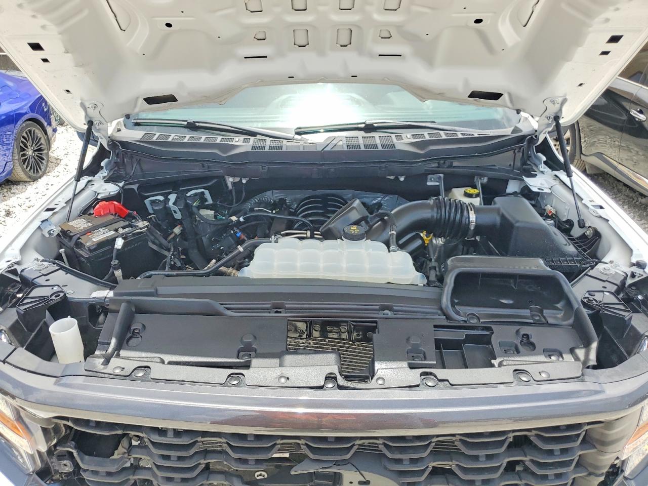 2025 FORD F150 STX