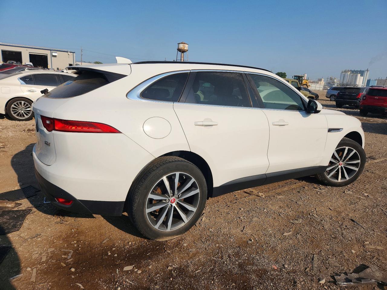 2018 JAGUAR F-PACE