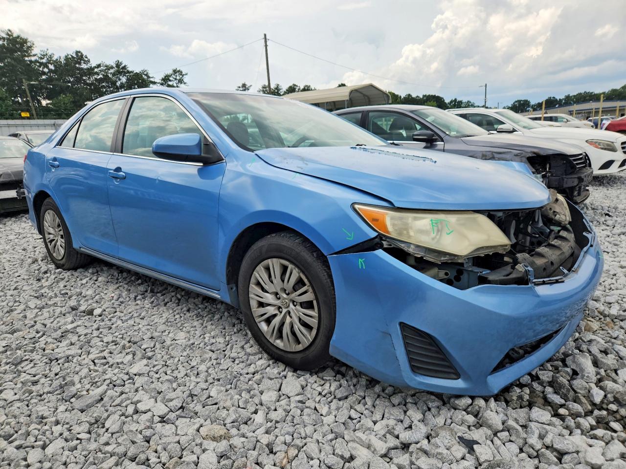2013 TOYOTA CAMRY