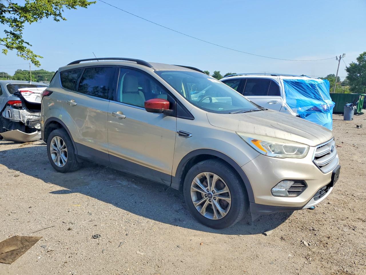 2017 FORD ESCAPE