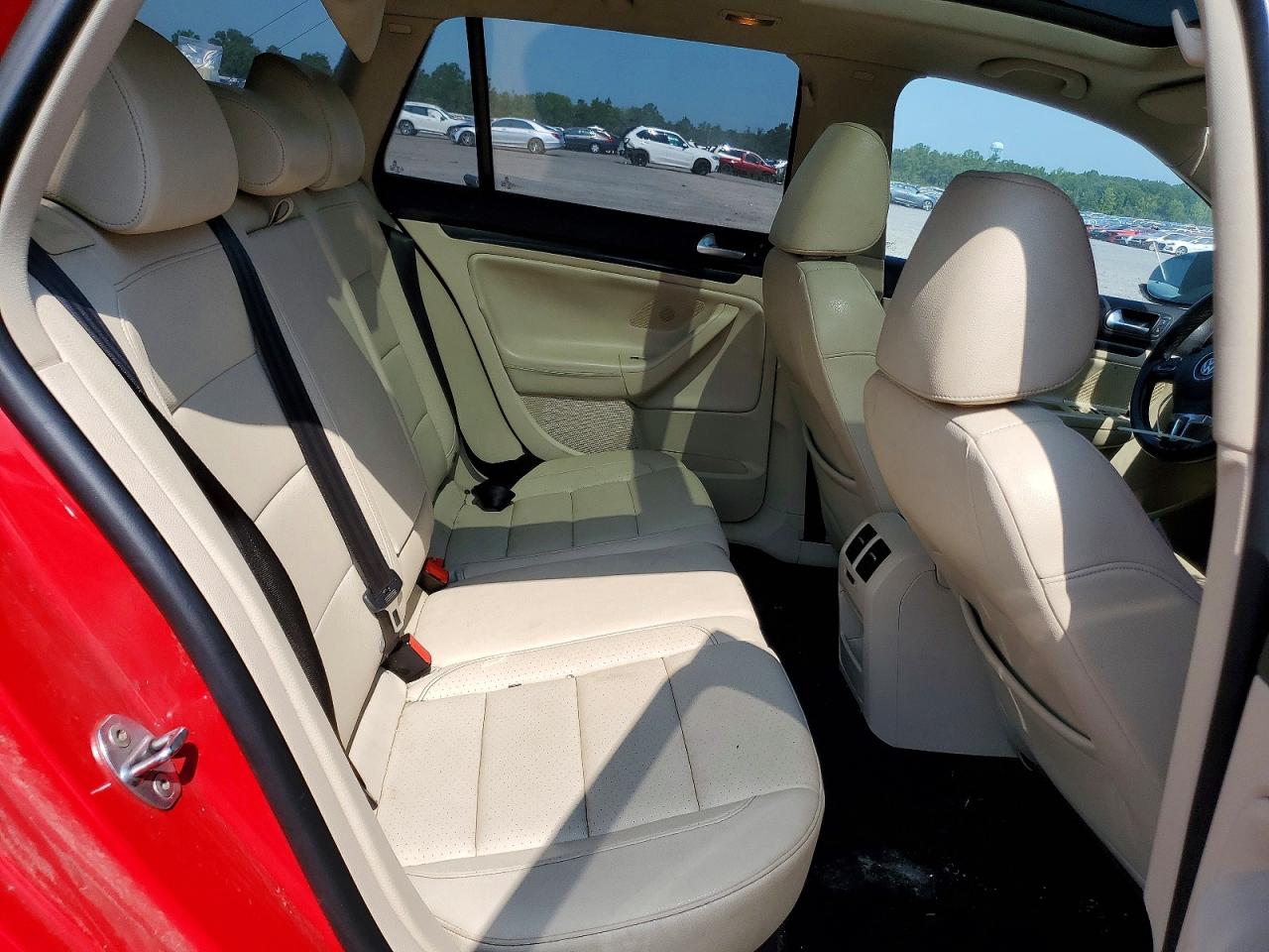 2013 VOLKSWAGEN JETTA
