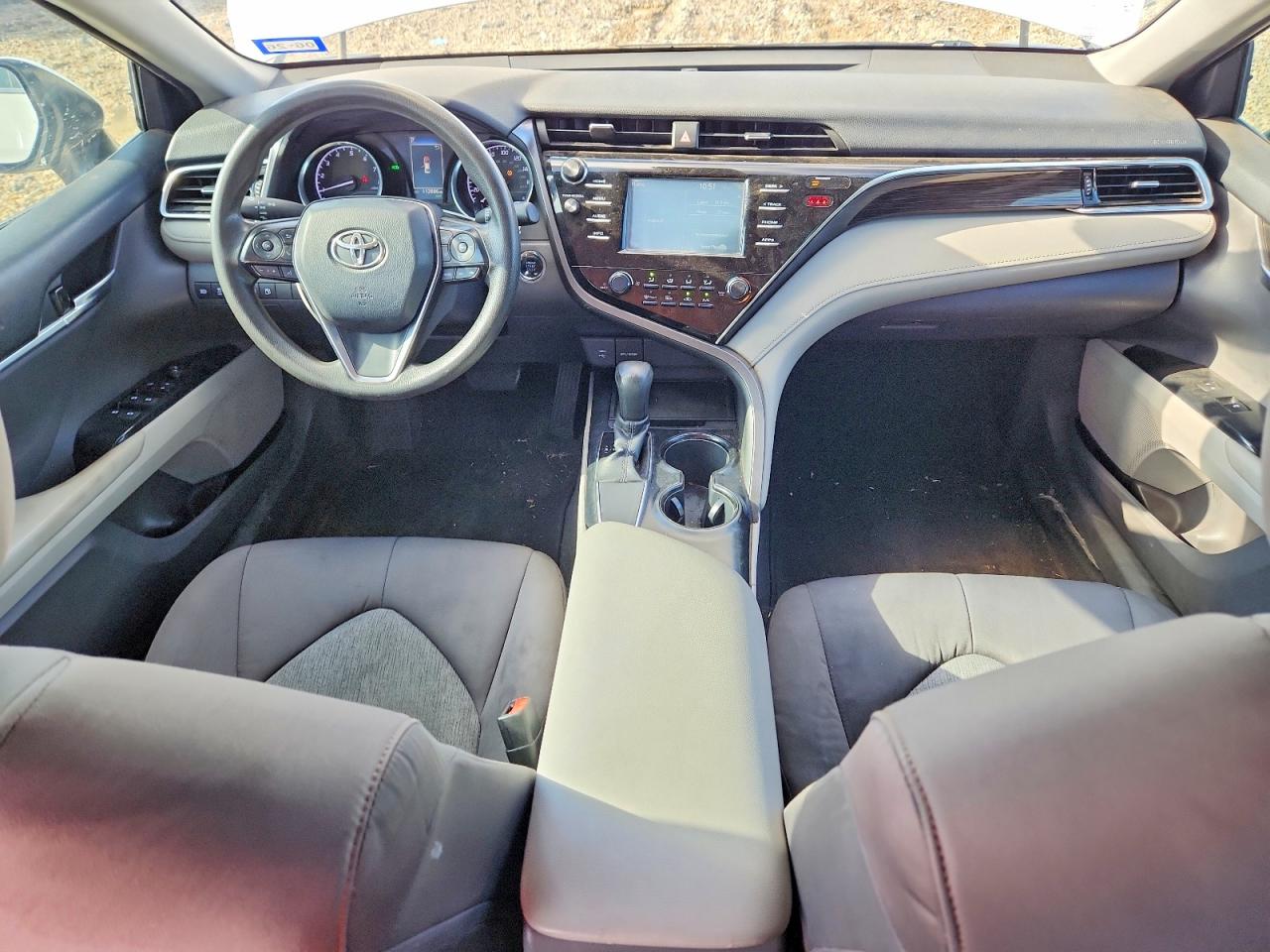 2018 TOYOTA CAMRY