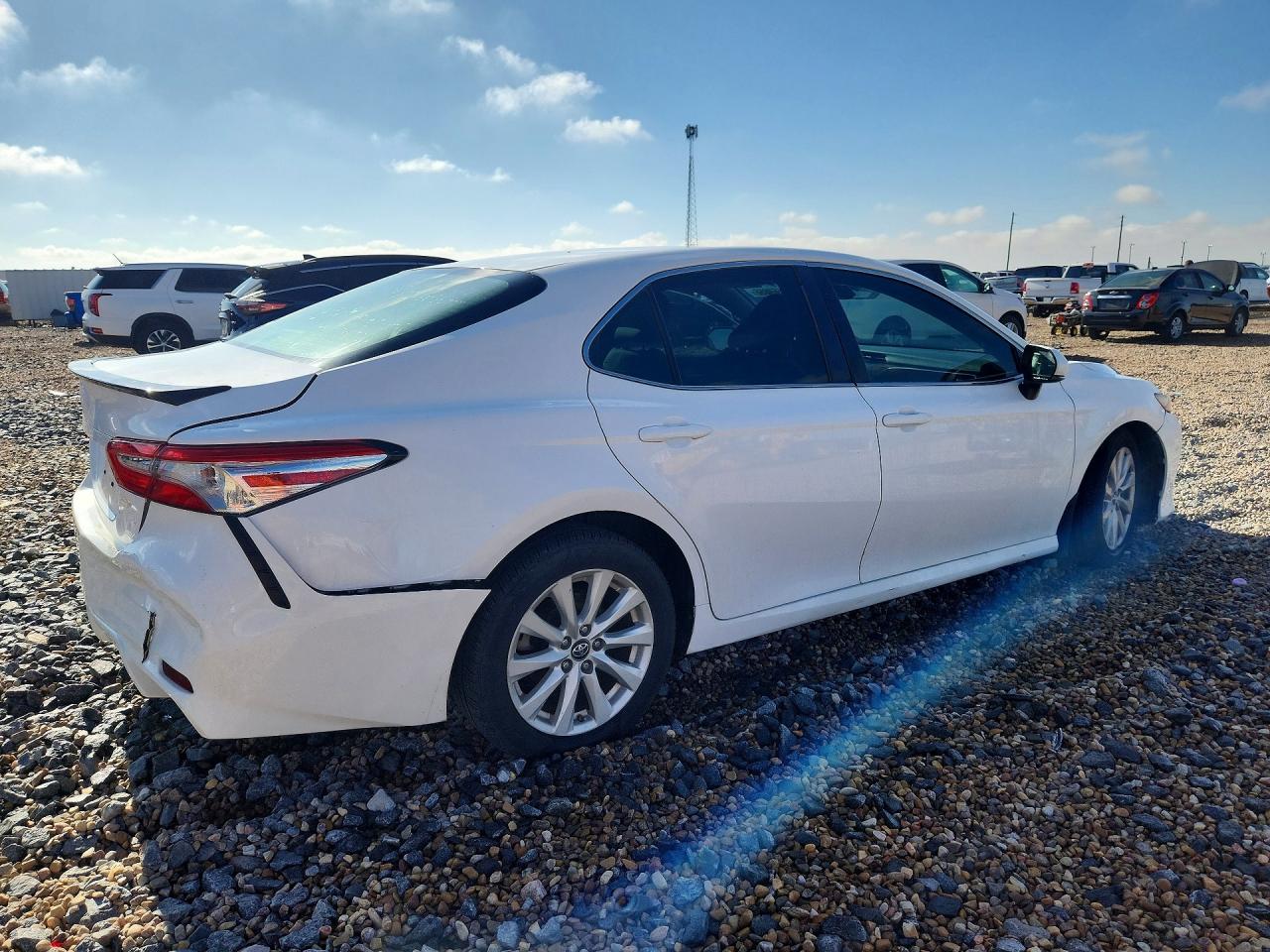 2018 TOYOTA CAMRY