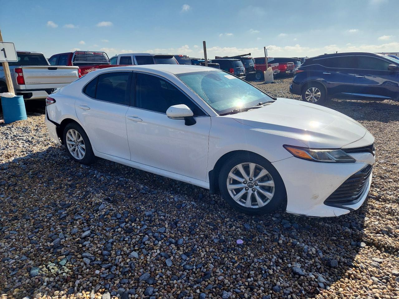 2018 TOYOTA CAMRY