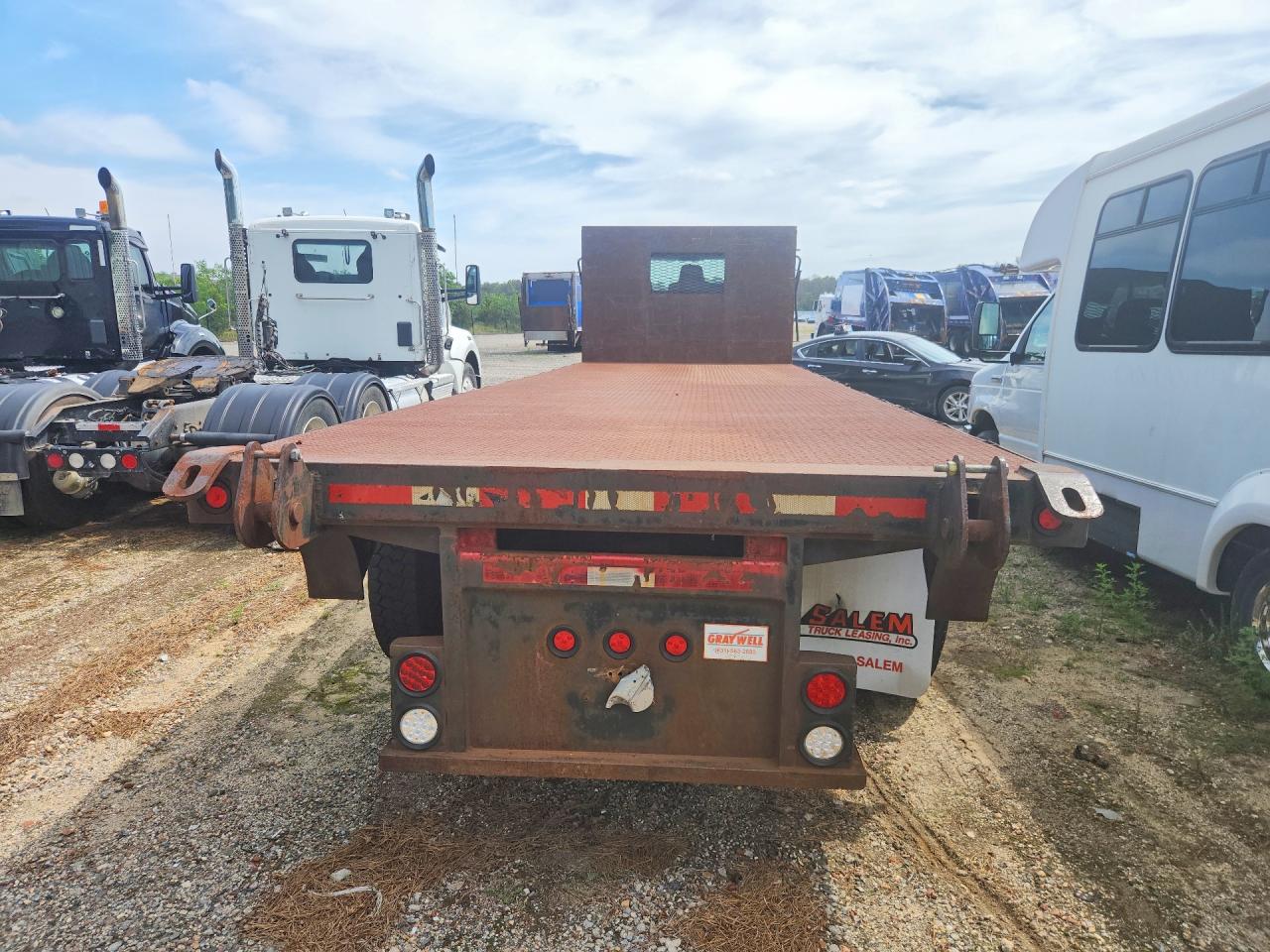 2014 INTERNATIONAL 4000 SERIE