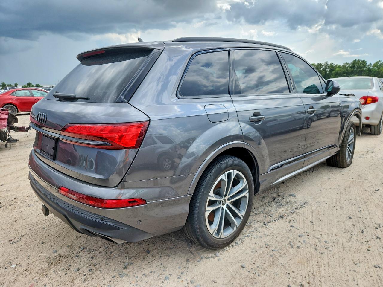 2025 AUDI Q7