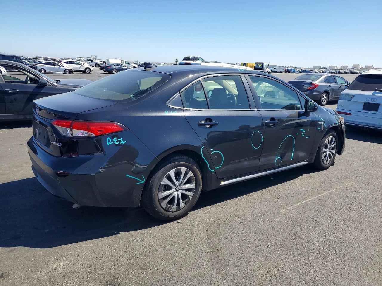 2021 TOYOTA COROLLA