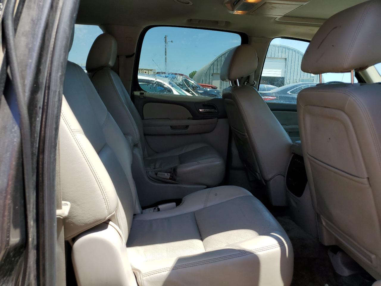 2011 GMC YUKON