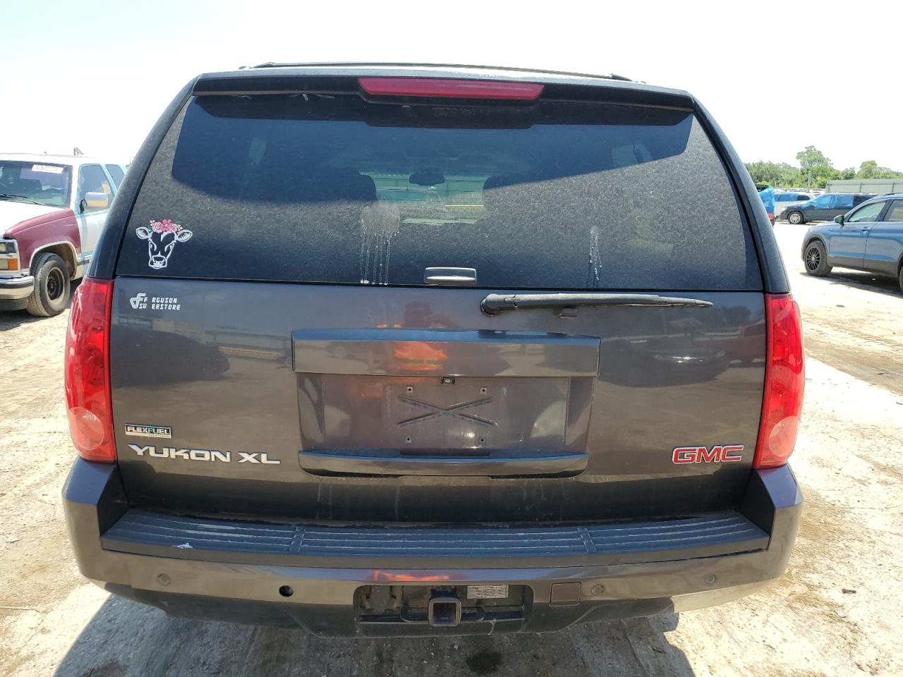 2011 GMC YUKON
