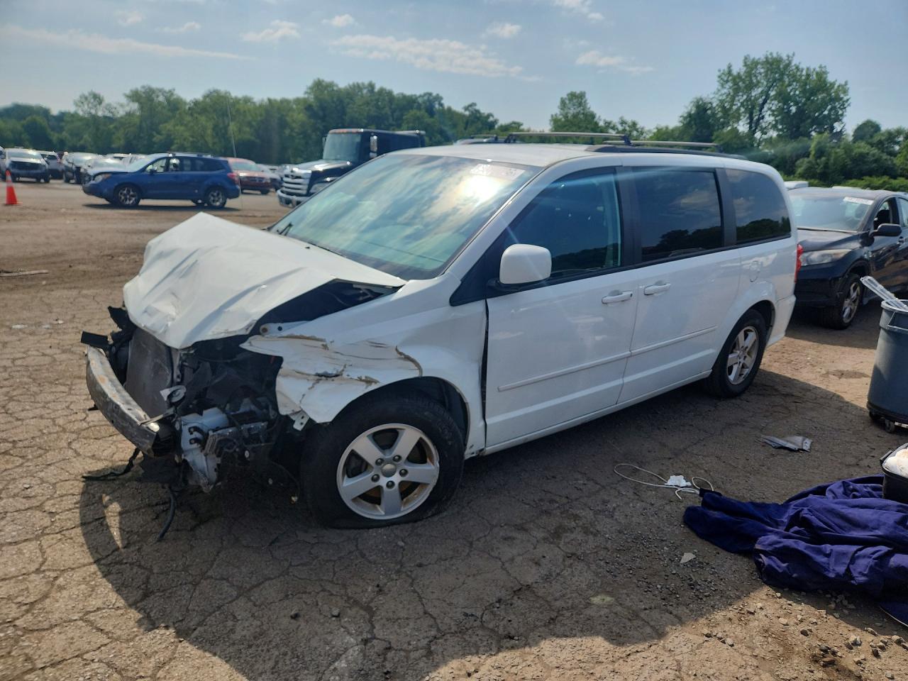 2013 DODGE CARAVAN