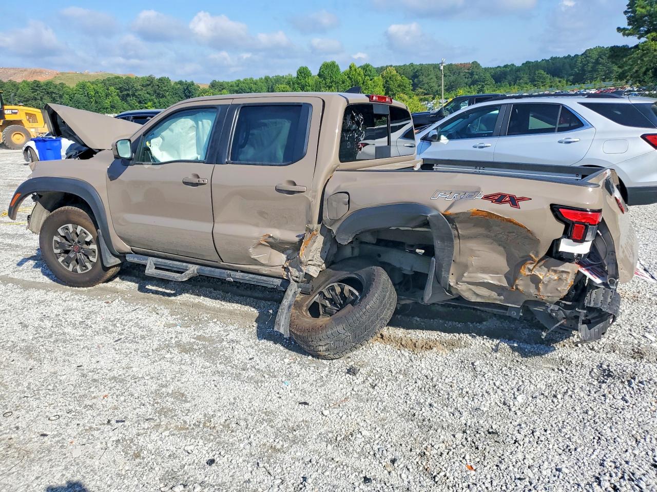 2024 NISSAN FRONTIER