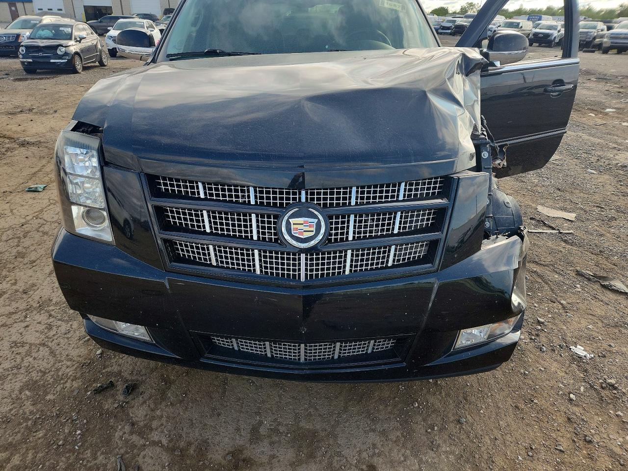 2012 CADILLAC ESCALADE
