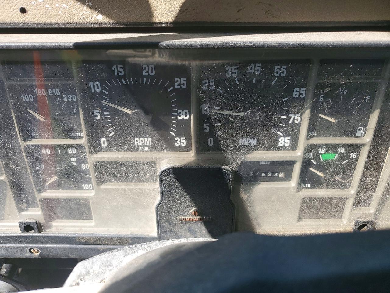 1995 INTERNATIONAL 4000 SERIE
