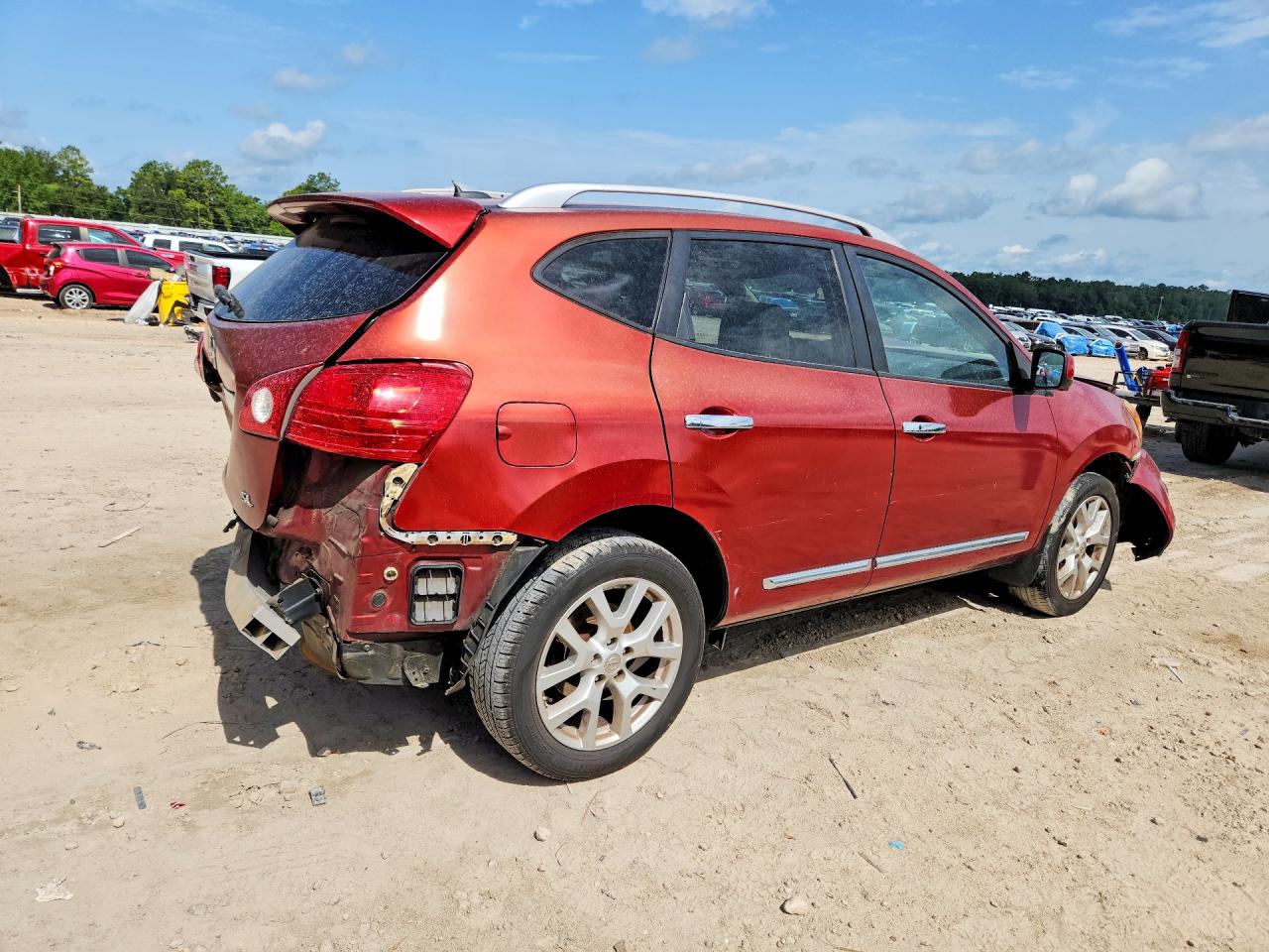 2013 NISSAN ROGUE