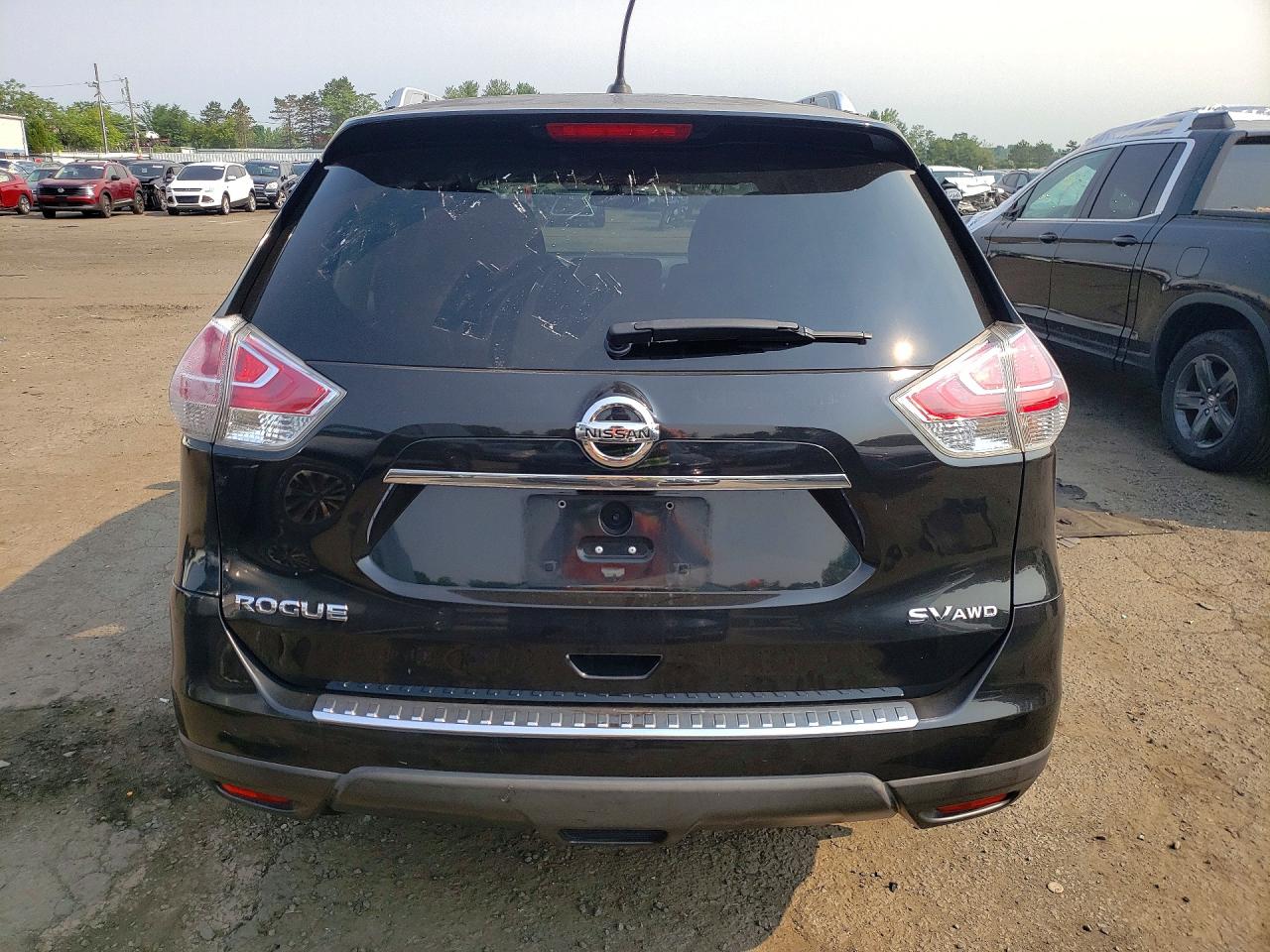 2016 NISSAN ROGUE