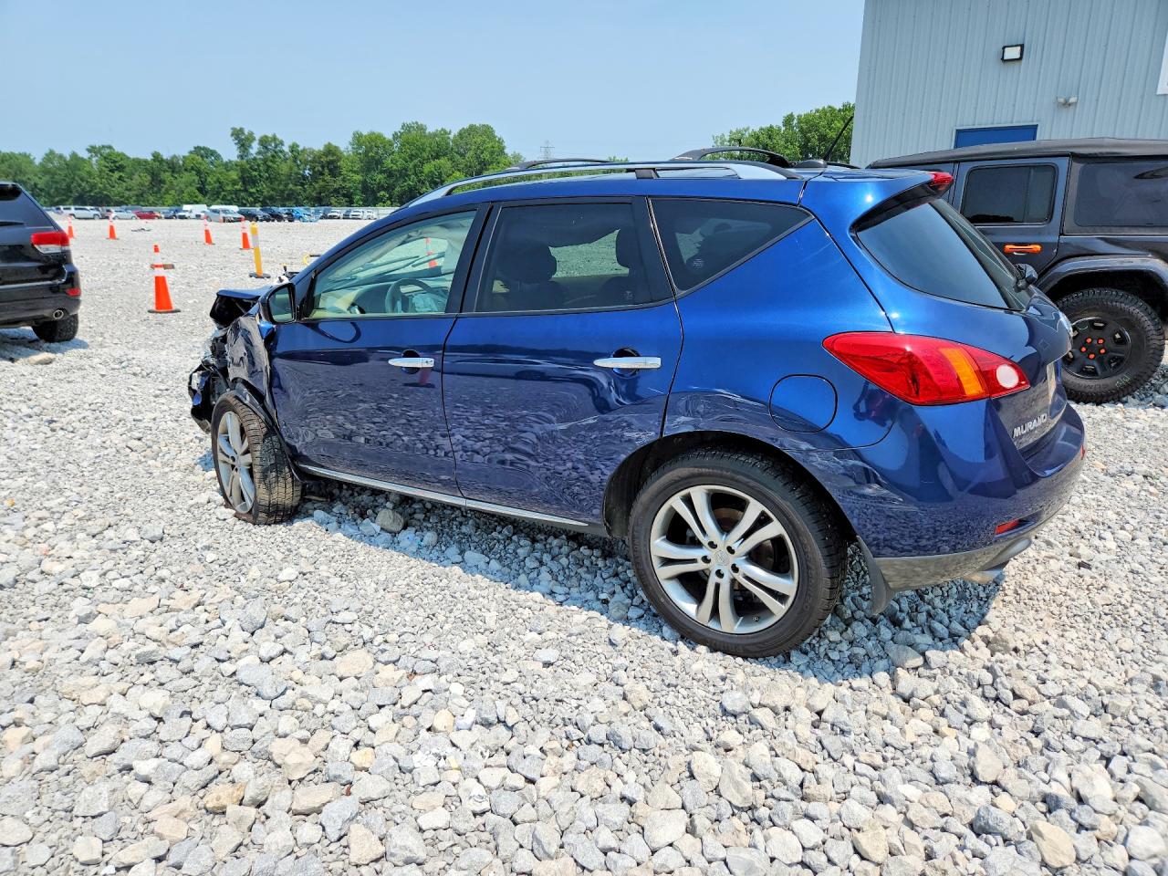 2010 NISSAN MURANO
