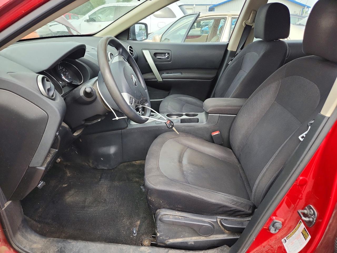 2015 NISSAN ROGUE