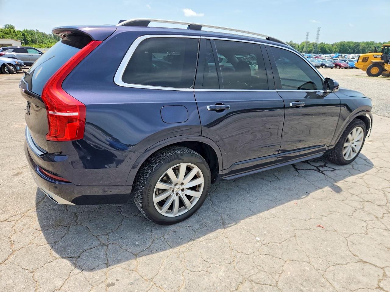 2016 VOLVO XC90