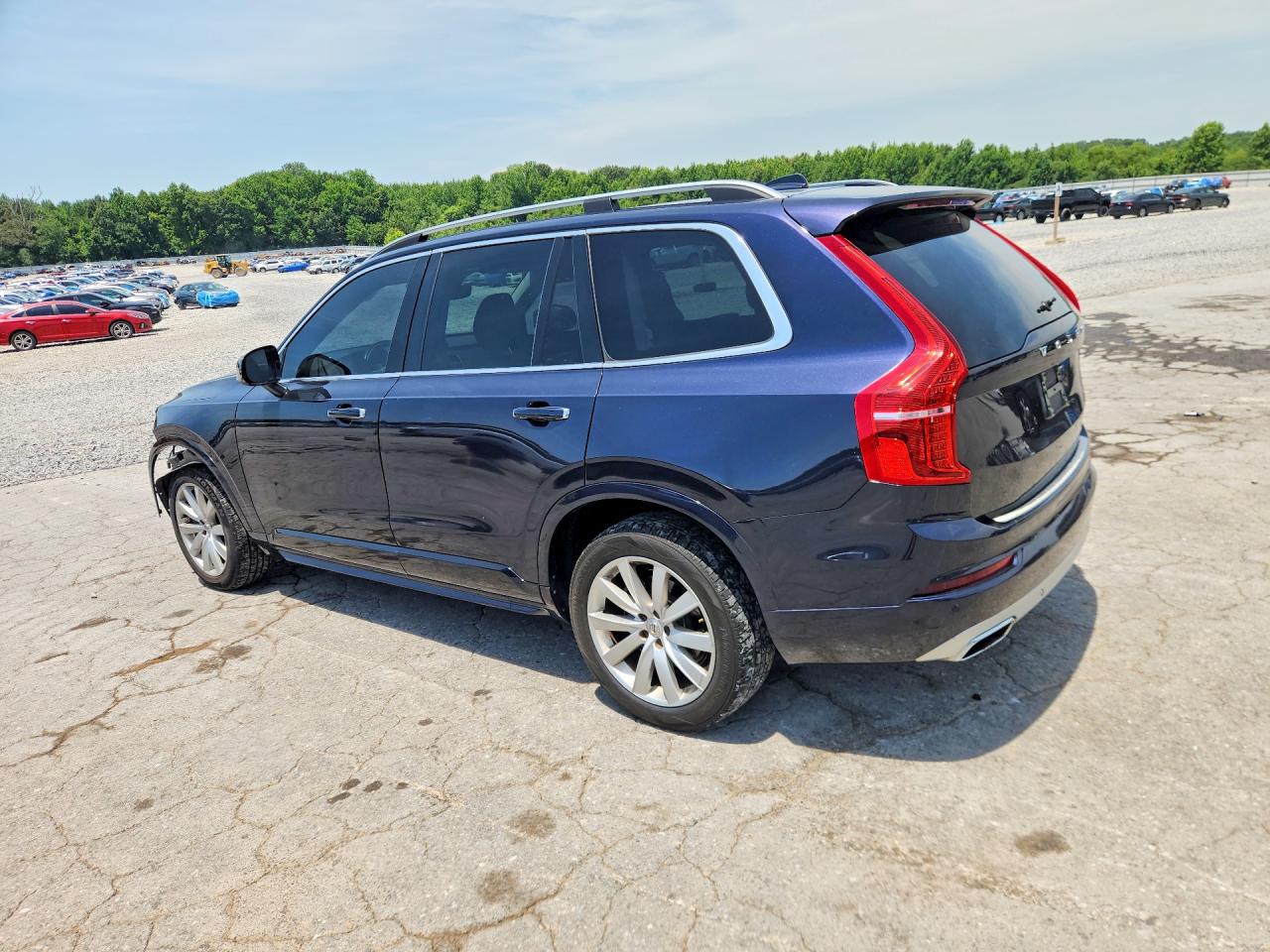 2016 VOLVO XC90