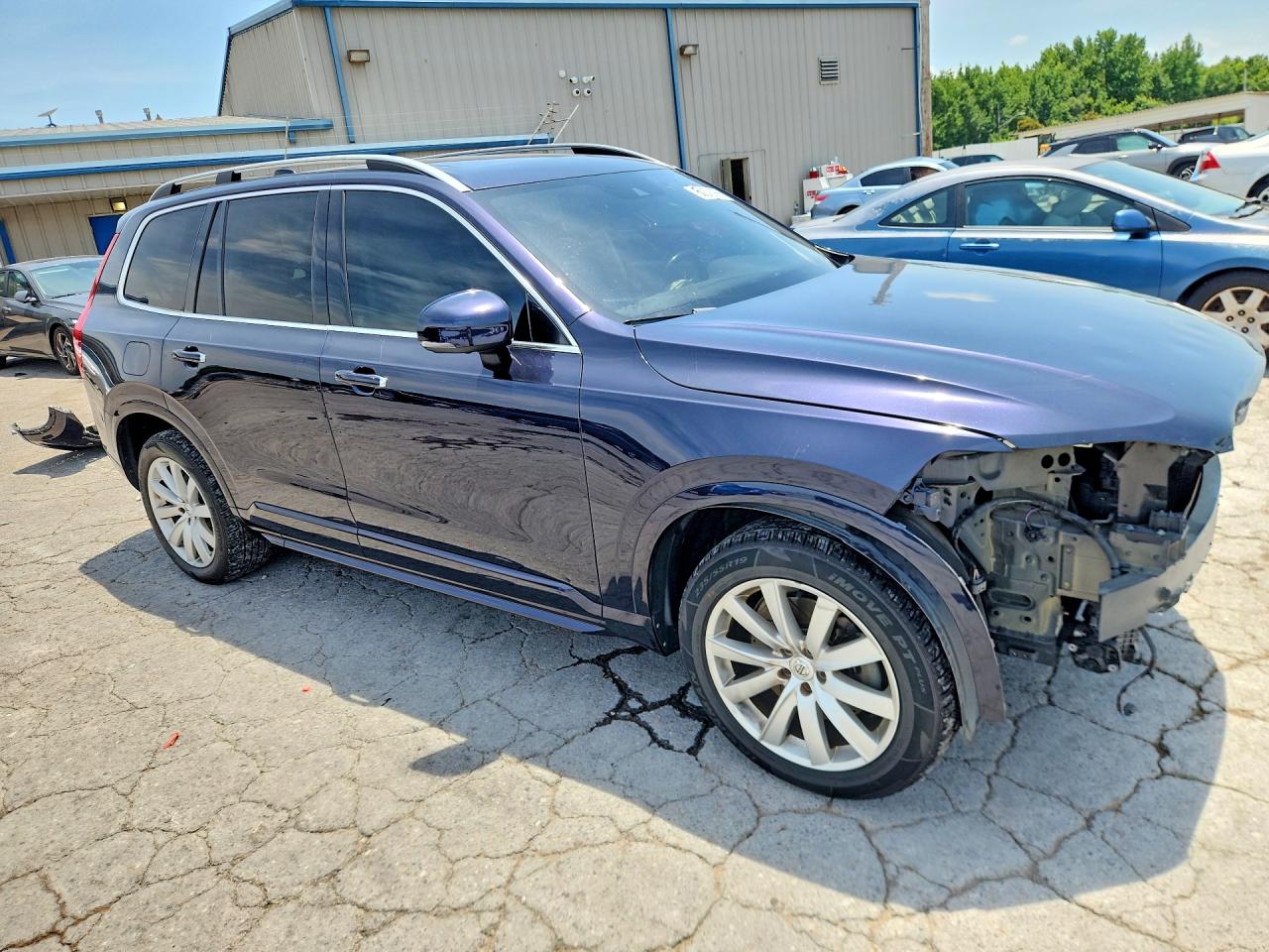 2016 VOLVO XC90