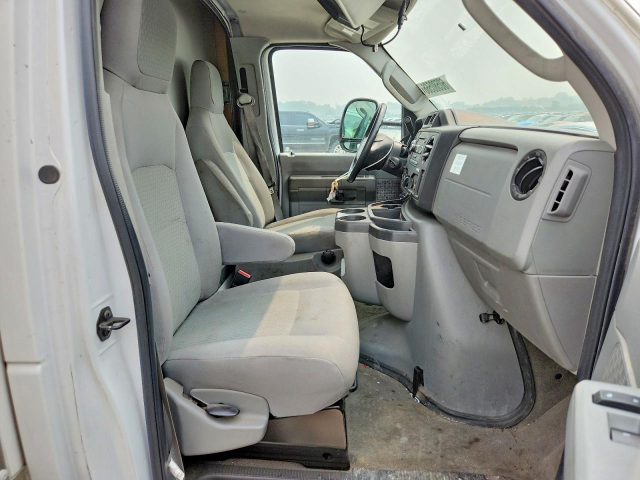 2017 FORD ECONOLINE