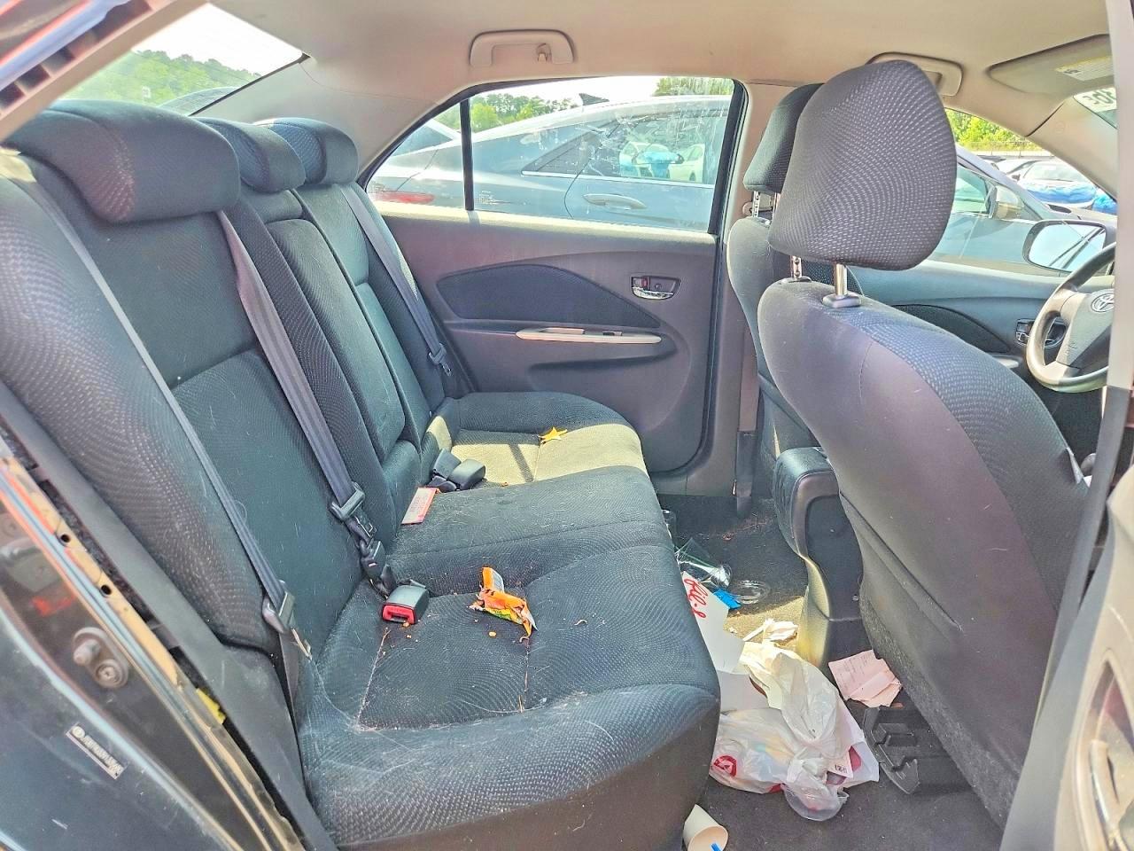 2009 TOYOTA YARIS
