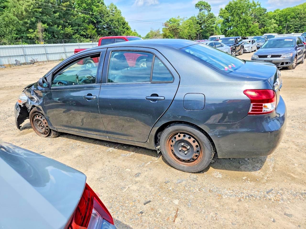 2009 TOYOTA YARIS