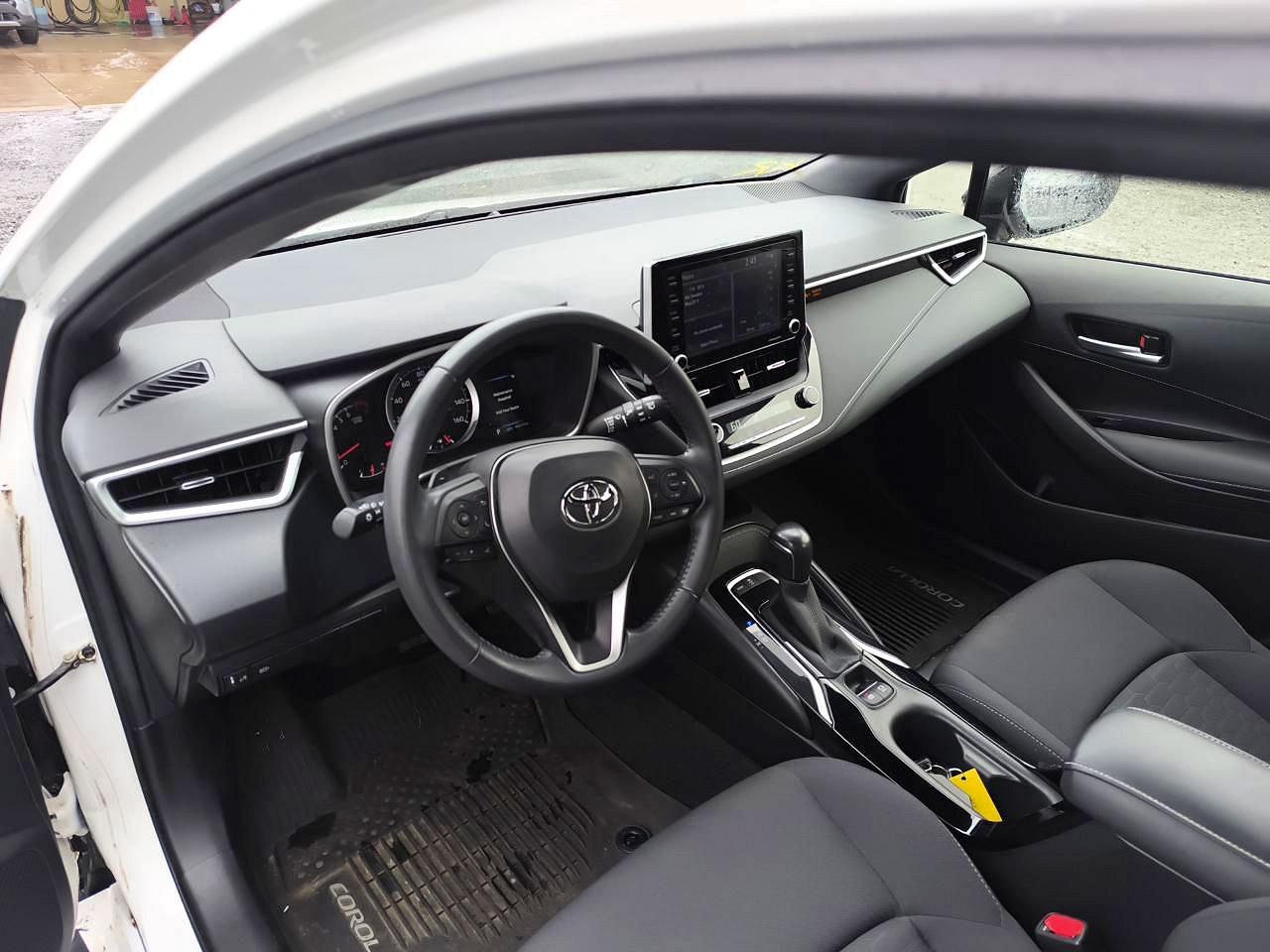 2022 TOYOTA COROLLA
