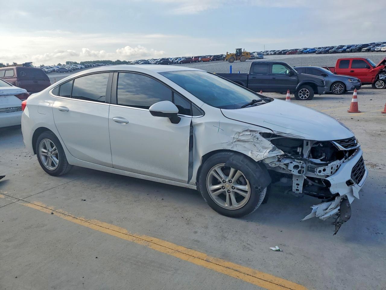 2017 CHEVROLET CRUZE