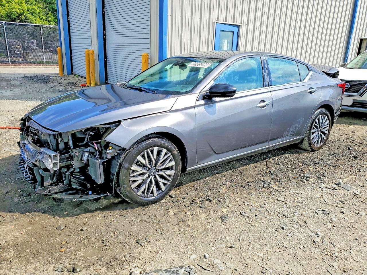 2025 NISSAN ALTIMA