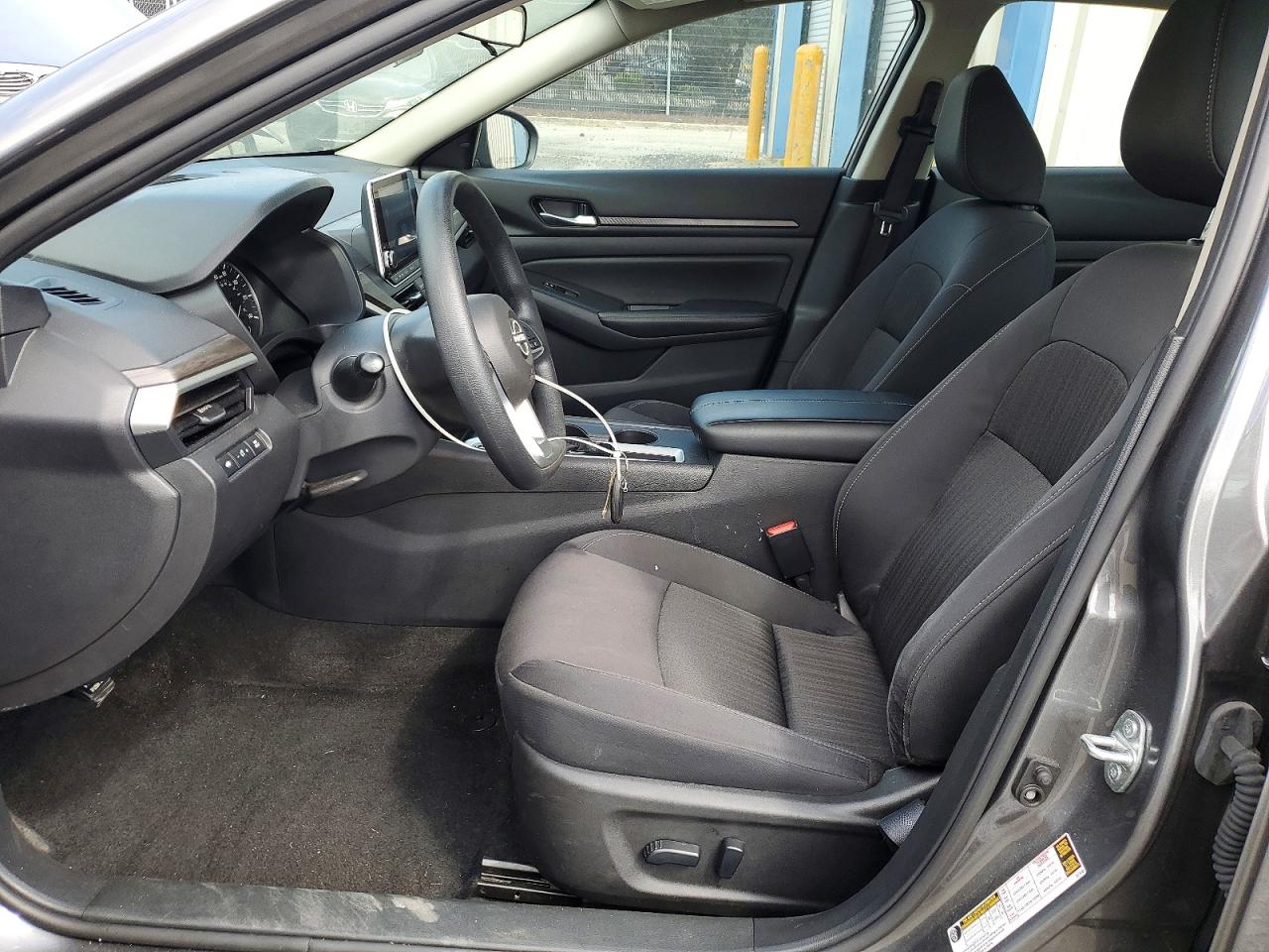 2025 NISSAN ALTIMA