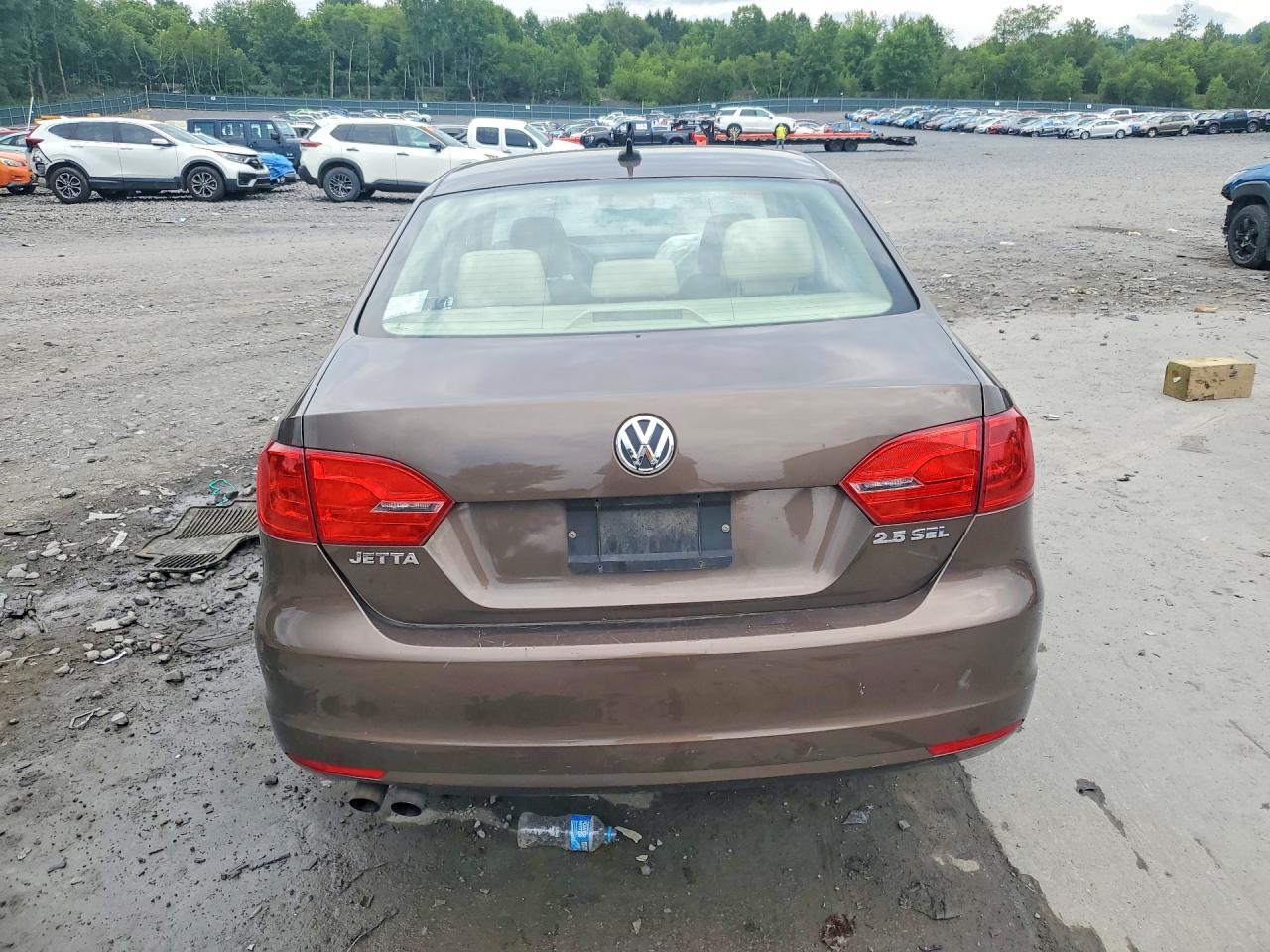2011 VOLKSWAGEN JETTA