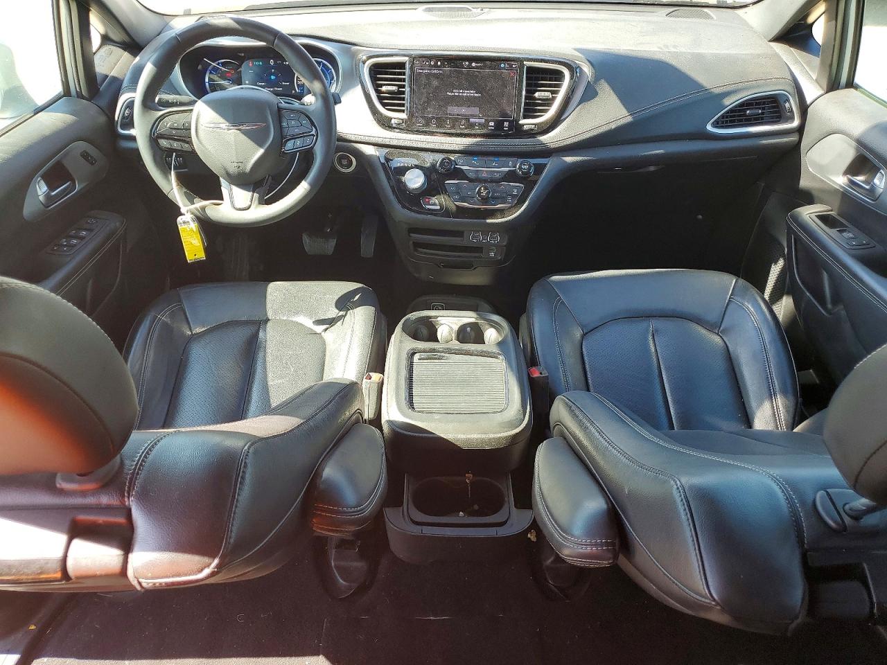 2022 CHRYSLER PACIFICA