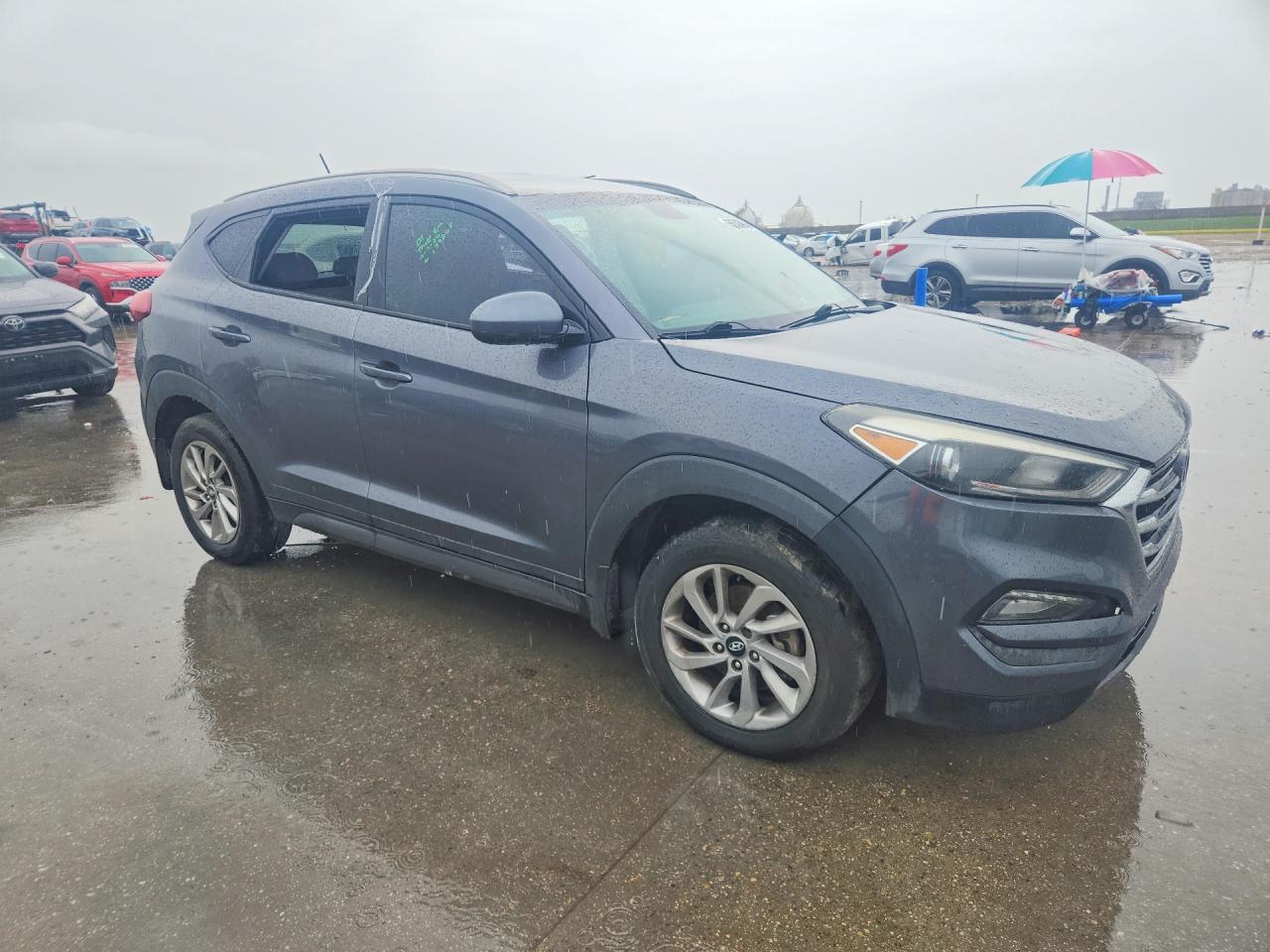2016 HYUNDAI TUCSON