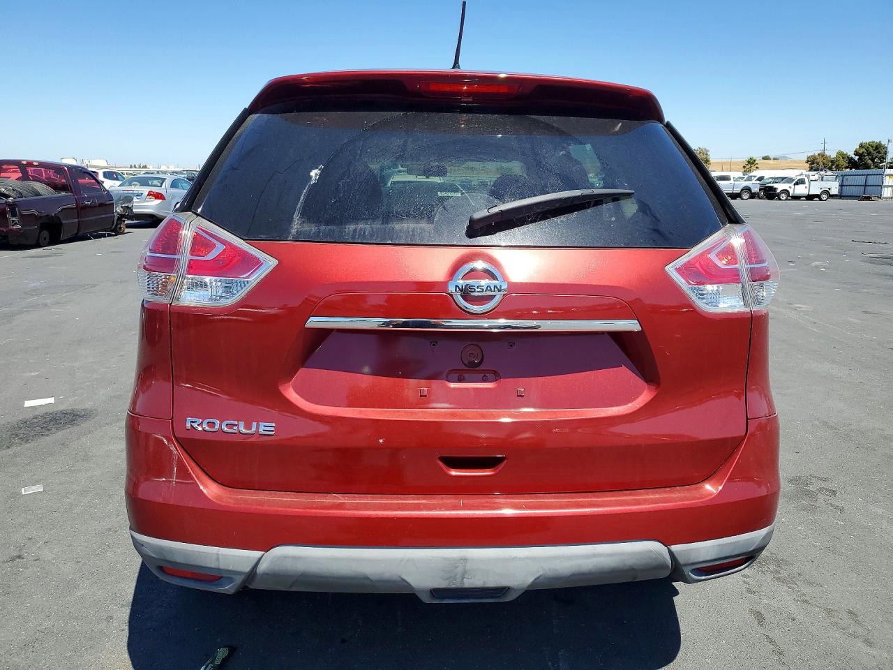 2015 NISSAN ROGUE