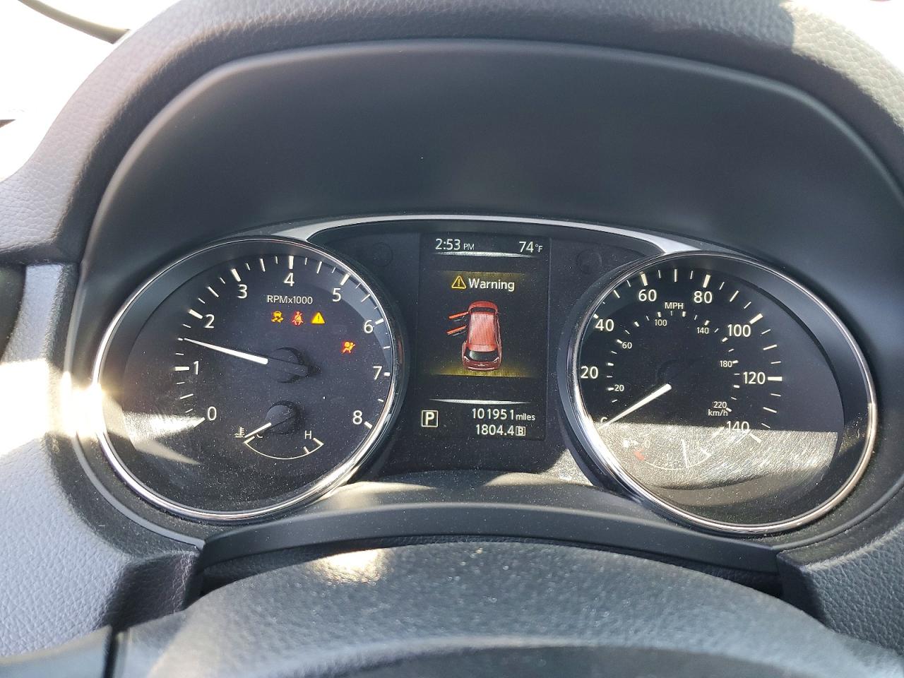 2015 NISSAN ROGUE
