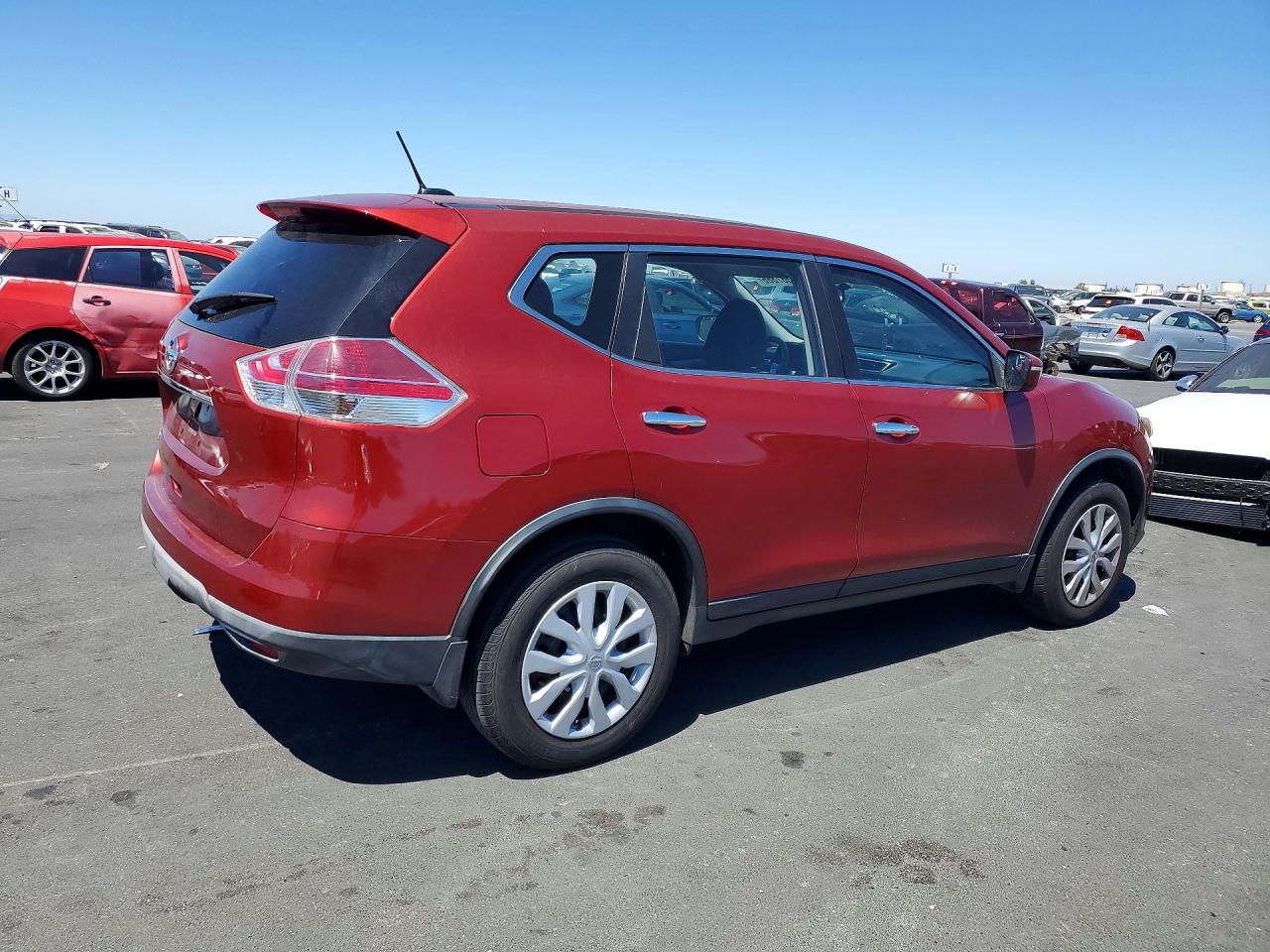 2015 NISSAN ROGUE