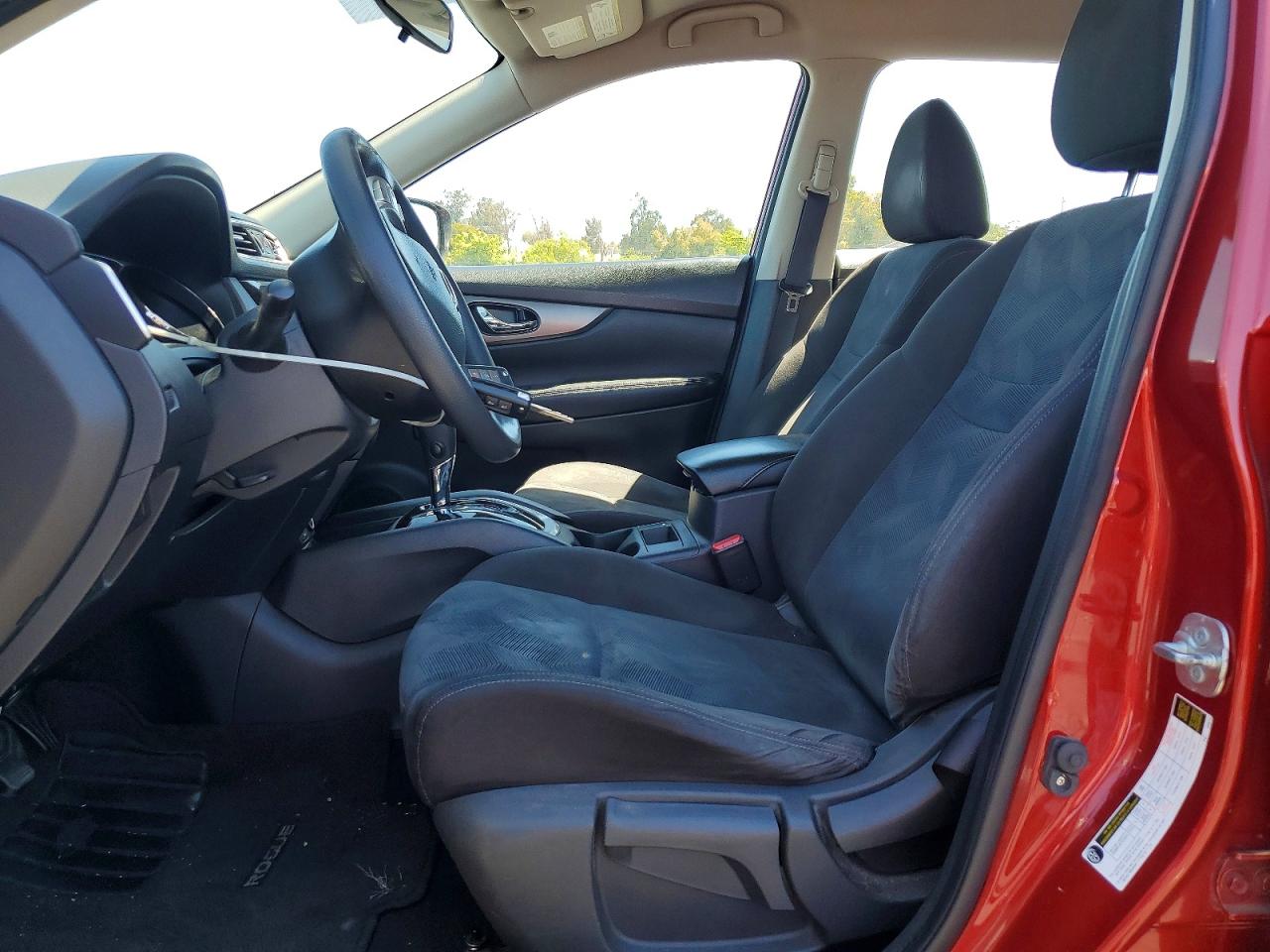 2015 NISSAN ROGUE