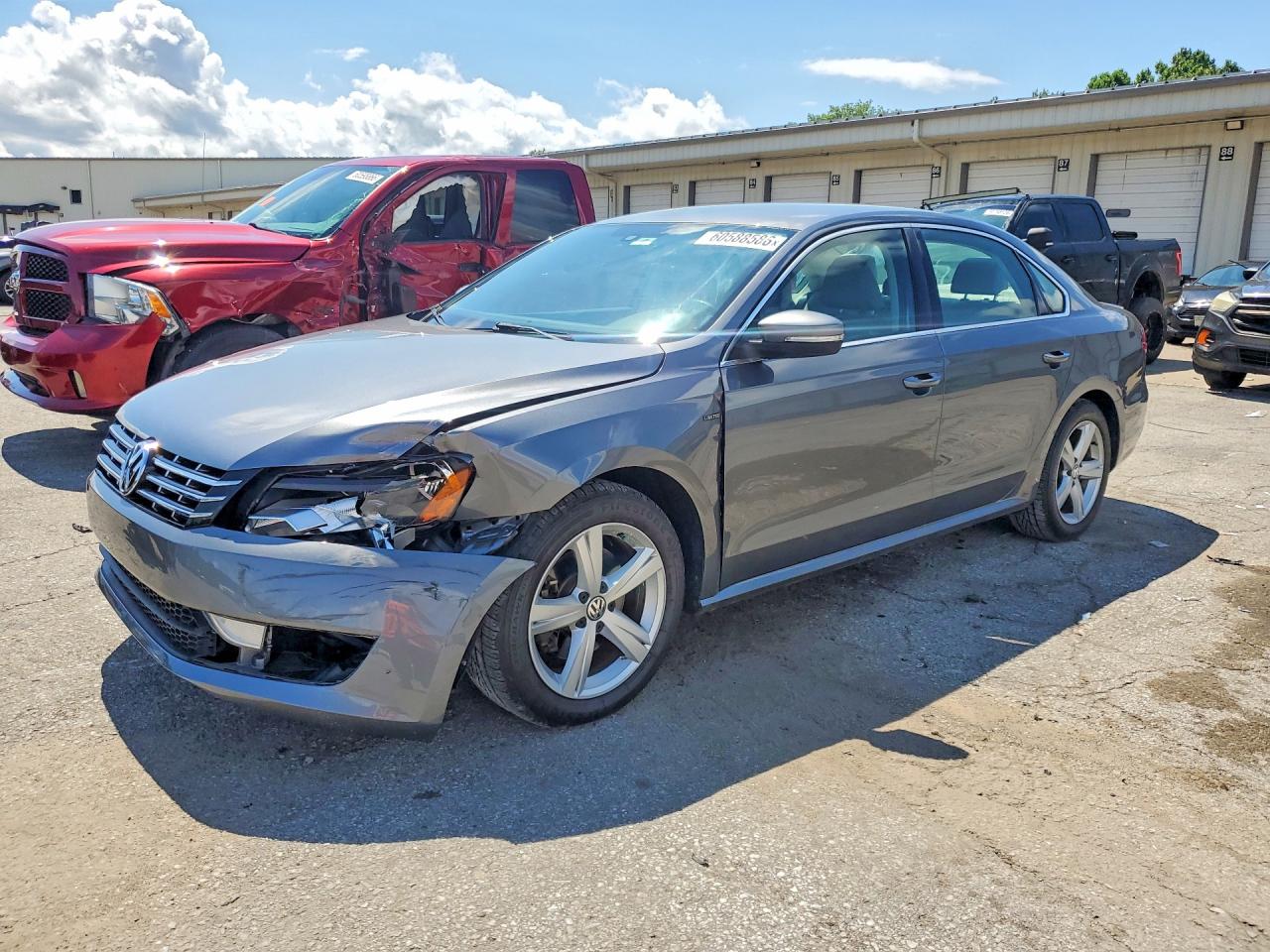 2015 VOLKSWAGEN PASSAT
