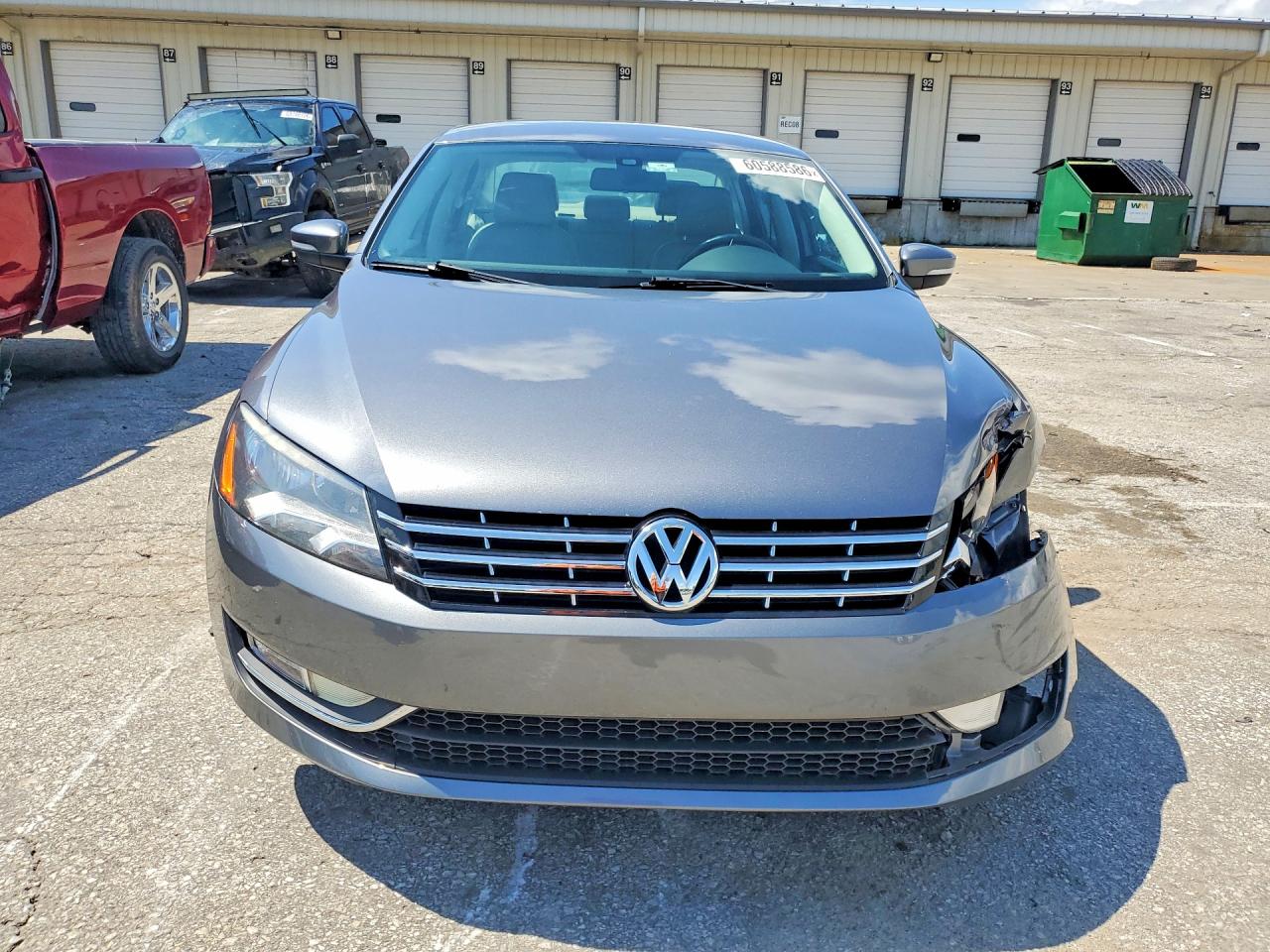 2015 VOLKSWAGEN PASSAT
